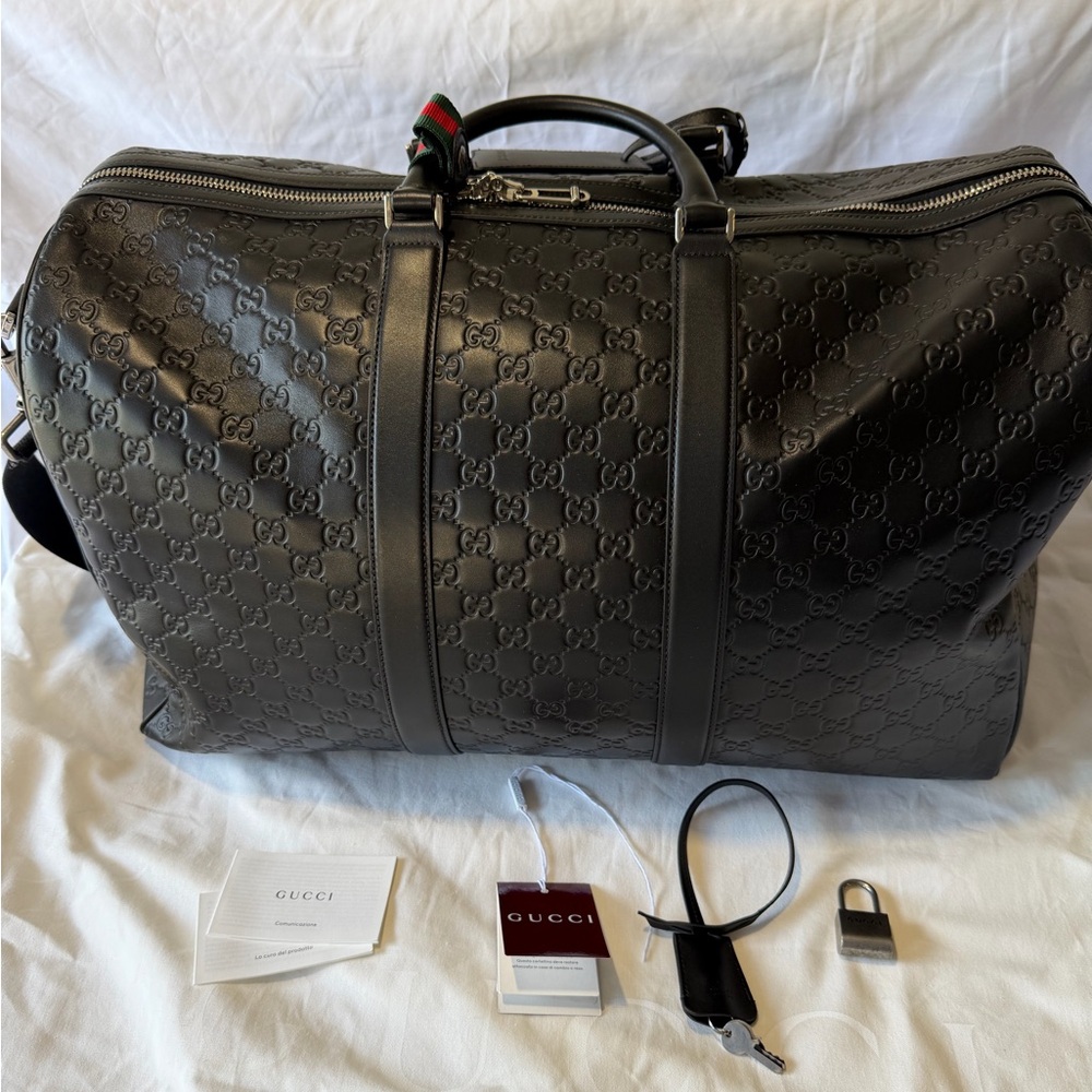 Gucci - GG Emblem Large Duffle Bag - Picture 2 of 16